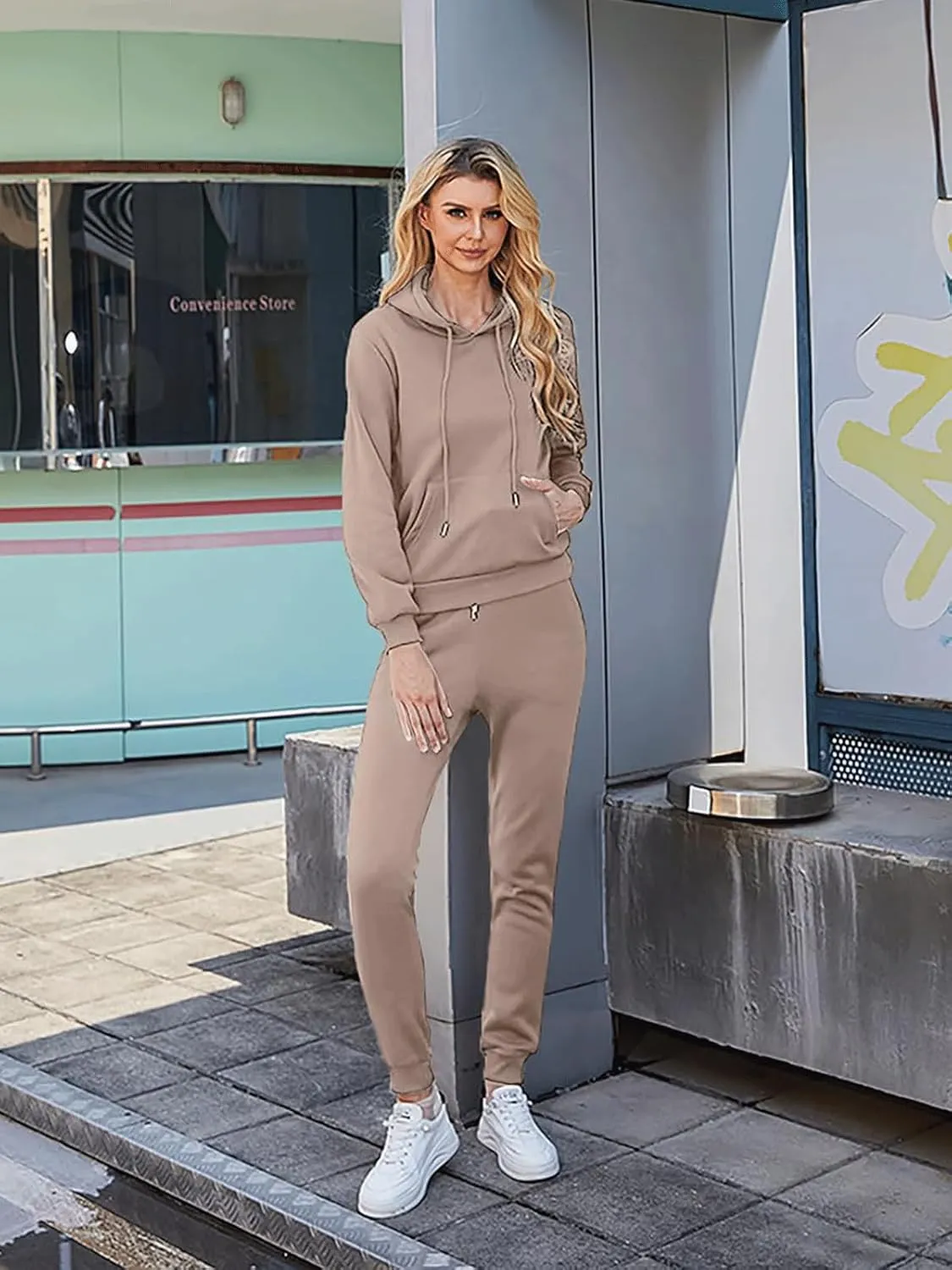 Alunzoem Sweatsuits for Women Set 2 Piece Jogging Outfits Long Sleeve Hoodie Sweatshirt Sweatpants Tracksuit