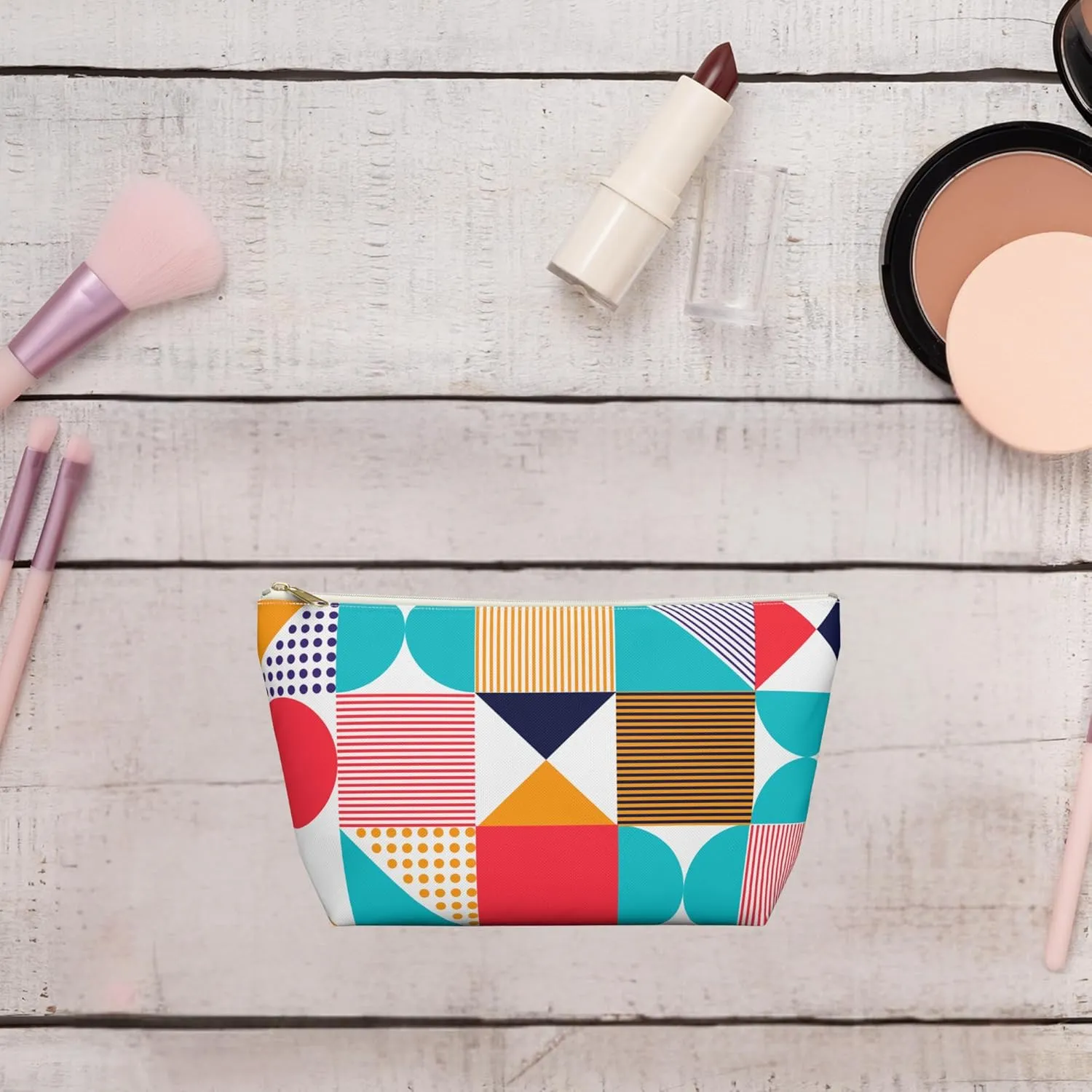 Black and White Checkered Accessory Pouch  Stylish Zippered Makeup Bag, Travel Cosmetic Bag, Pencil Case for Women & Men (Colorful, Large)
