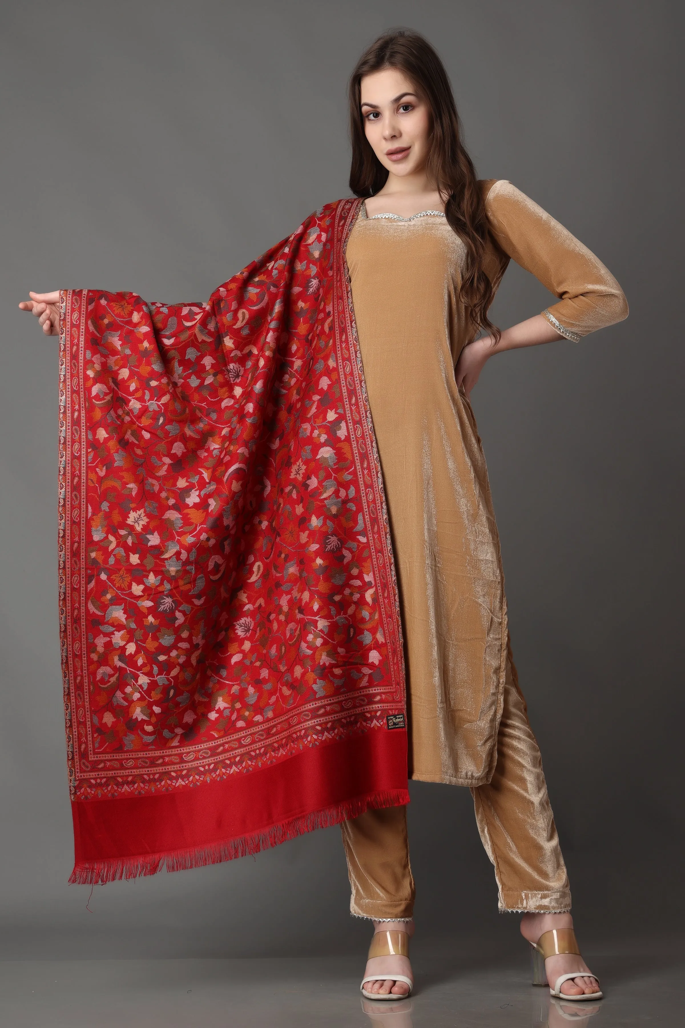 Gold Dunes Velvet Suit with Shawl