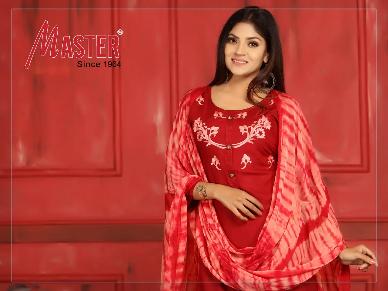 MASTER PRESENTS ROULETTE DAILYWEAR RAYON DRESS MATERIAL COLLECTION