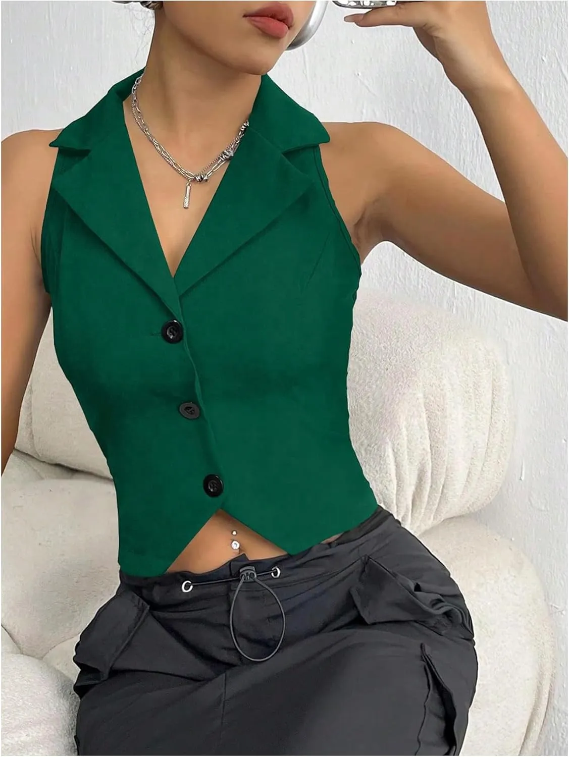 SweatyRocks Women's Solid Lapel Neck Button Front Crop Vest Jacket Waistcoat Sleeveless Blazer
