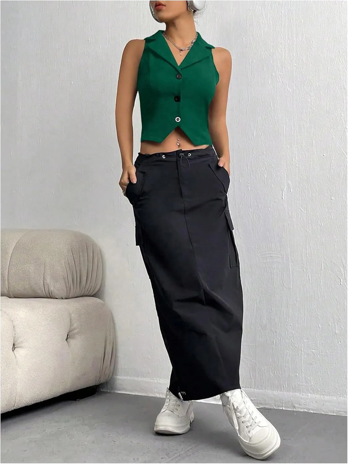 SweatyRocks Women's Solid Lapel Neck Button Front Crop Vest Jacket Waistcoat Sleeveless Blazer