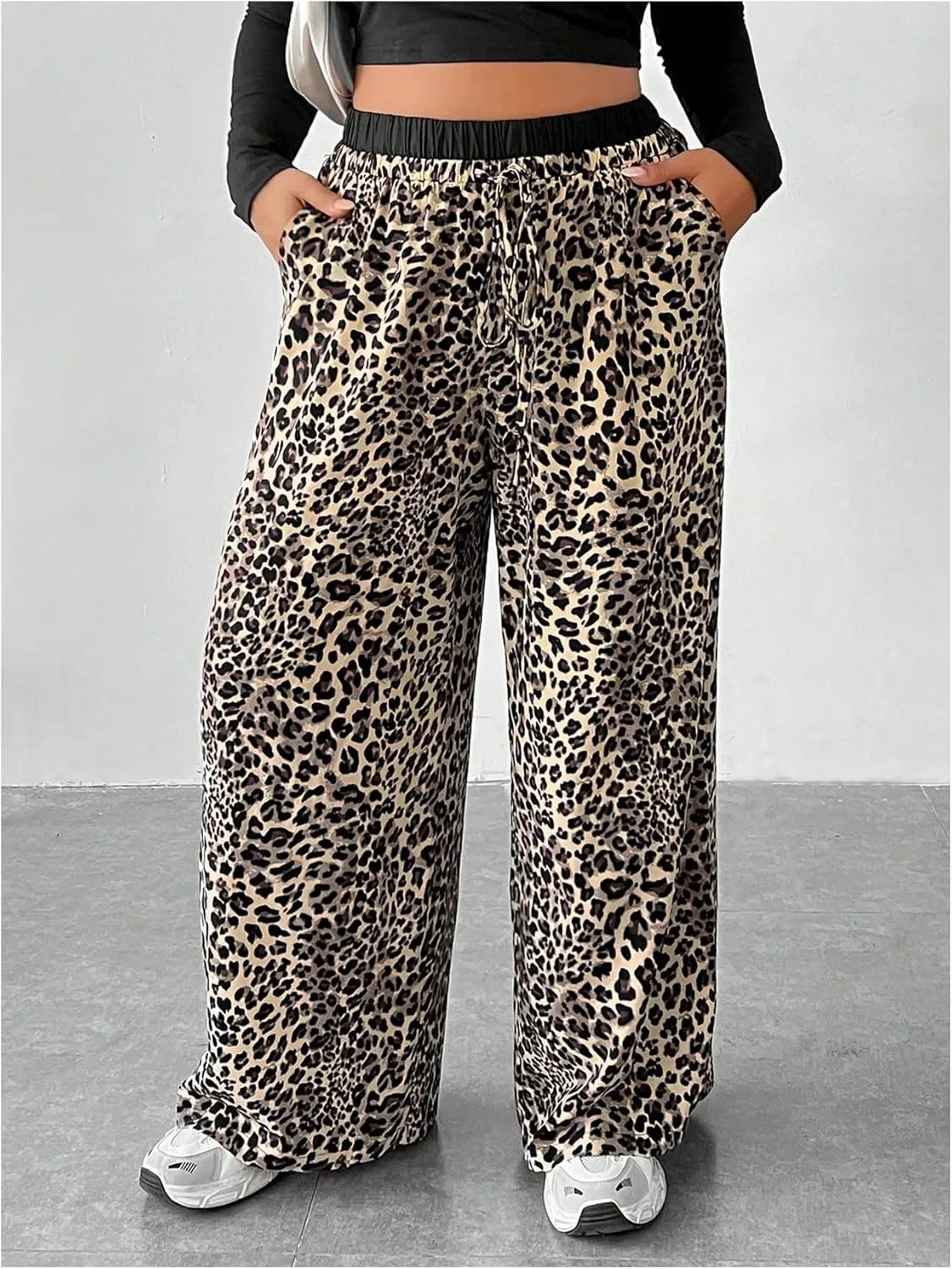 WDIRARA Women's Plus Size Leopard Print Pants Elastic High Waist Trousers with Pockets